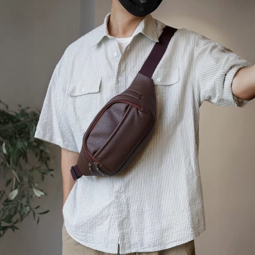 Men's Women's Leather Fanny Pack Crossbody Waist Bag image 4